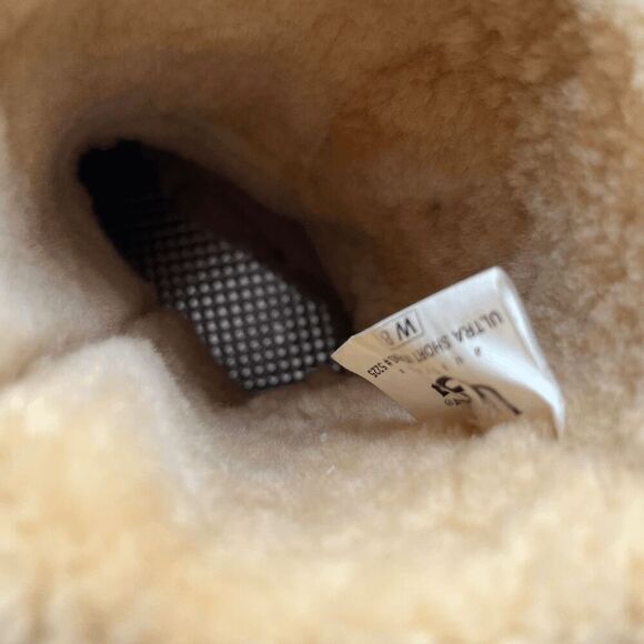 UGG Australia Ultra Short Chestnut Suede Sheepskin Boots - SZ 8 - Picture 9 of 10